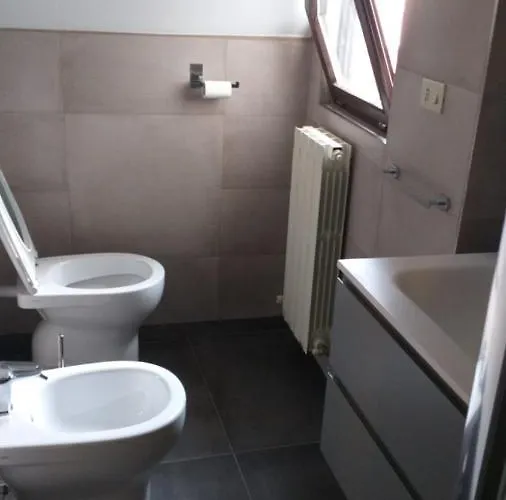 Marilyn Monroe 2 * סן בנדטו דל טרנטו