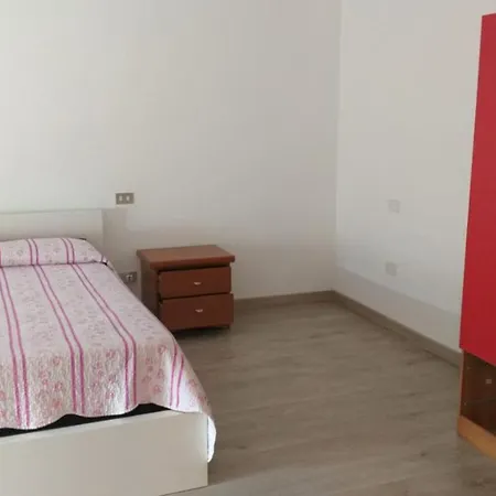 Marilyn Monroe 2 Apartment