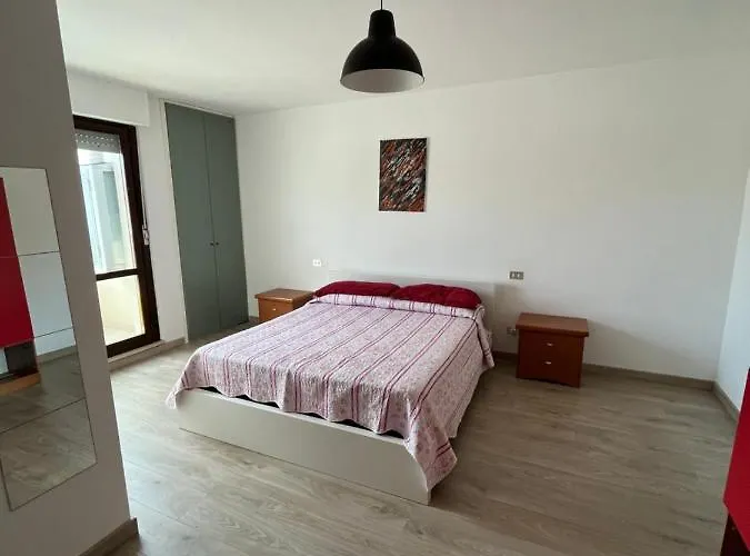 아파트 Marilyn Monroe 2 *